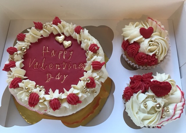 Valentines Day CupCake & Bento Cake Set
