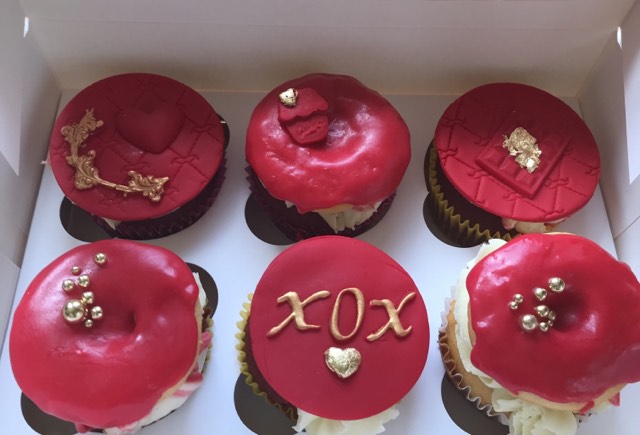 Valentines Day Fondant CupCakes Box set of 6