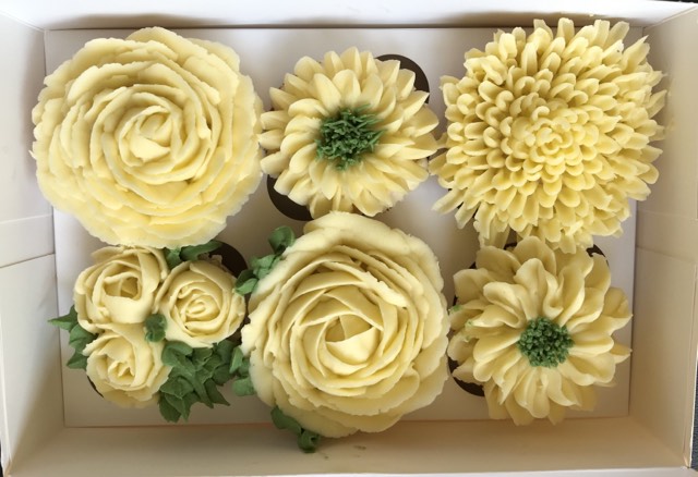 Buttercream Flower CupCakes Box set of 6 or 12