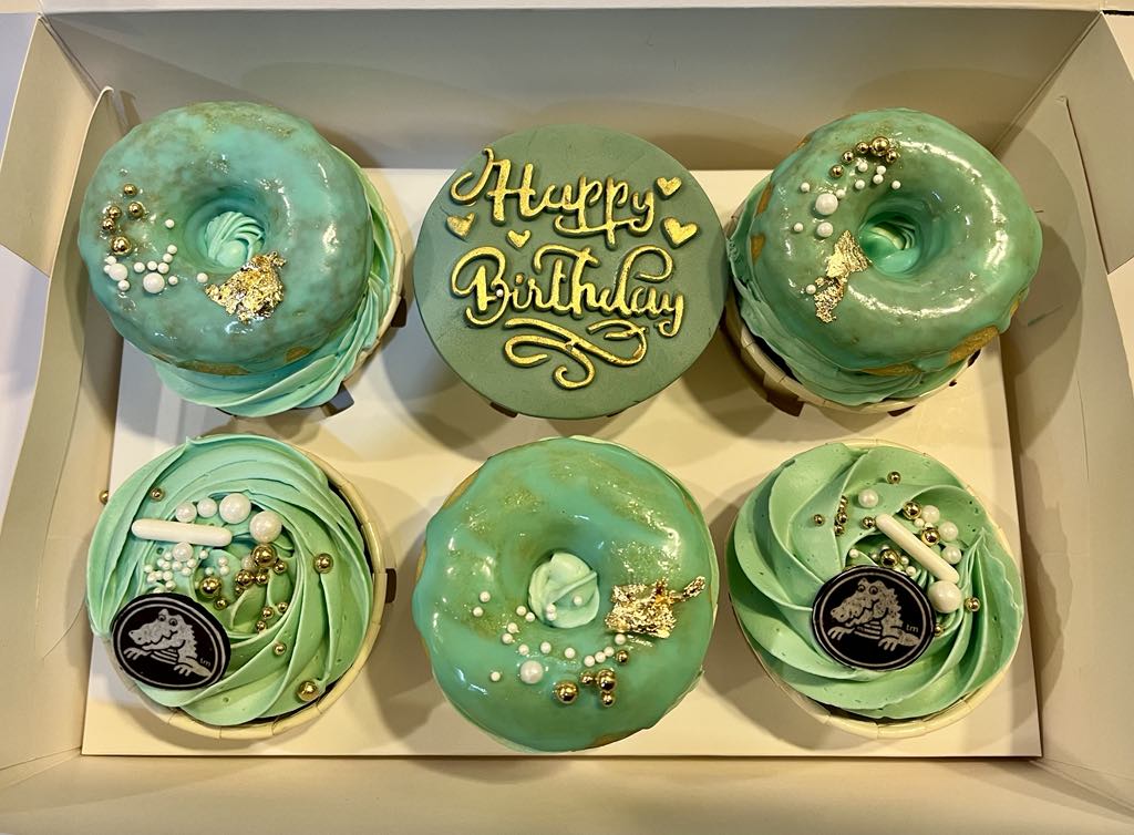 Cup Cakes Box