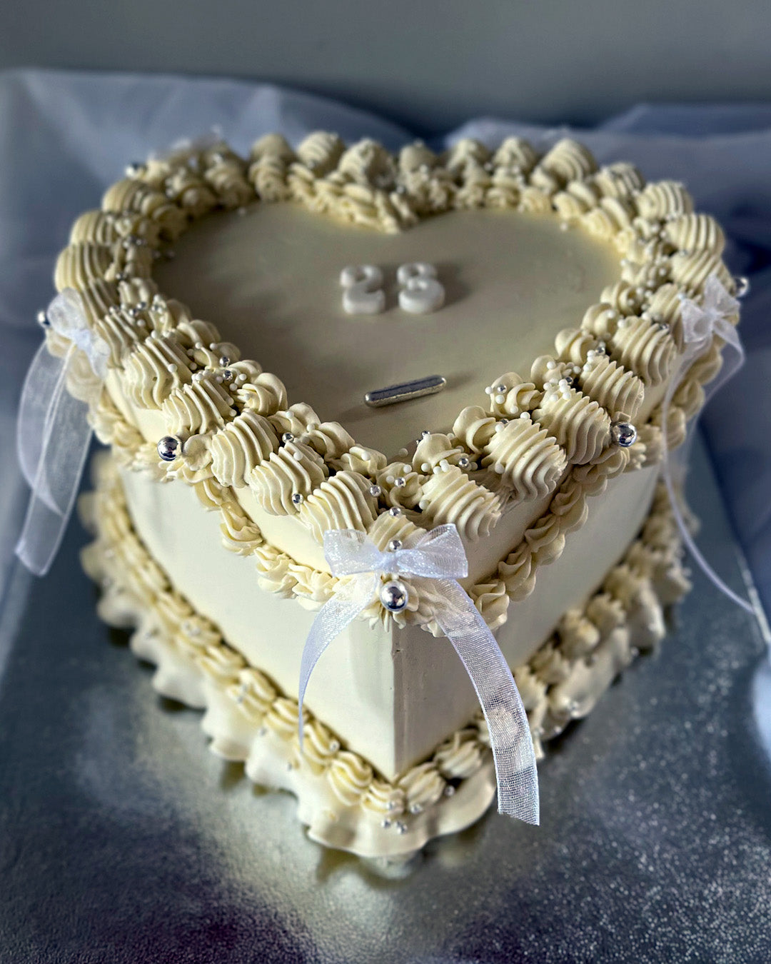 Heart Vintage Cake