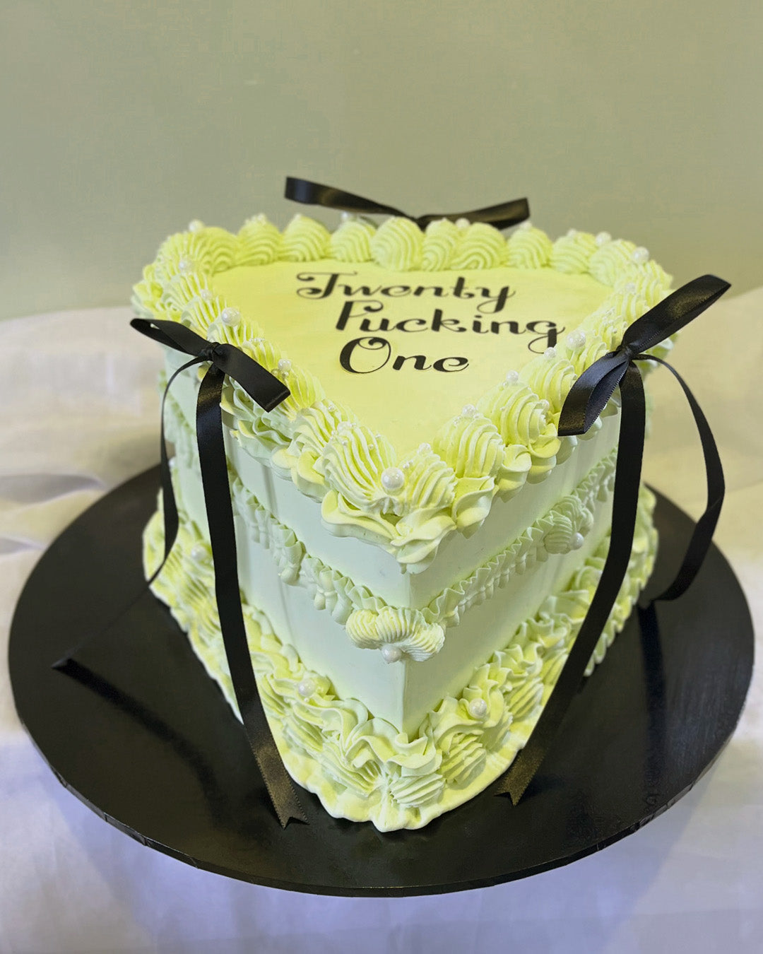 Heart Vintage Cake